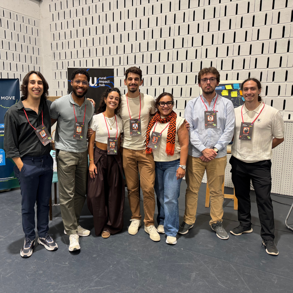 Equipa e participantes do RIHU na Noite Europeia dos Investigadores, em Armamar.